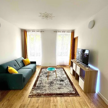 Magnifique 2 Pièces Refait à Neuf - Parking Appartamento